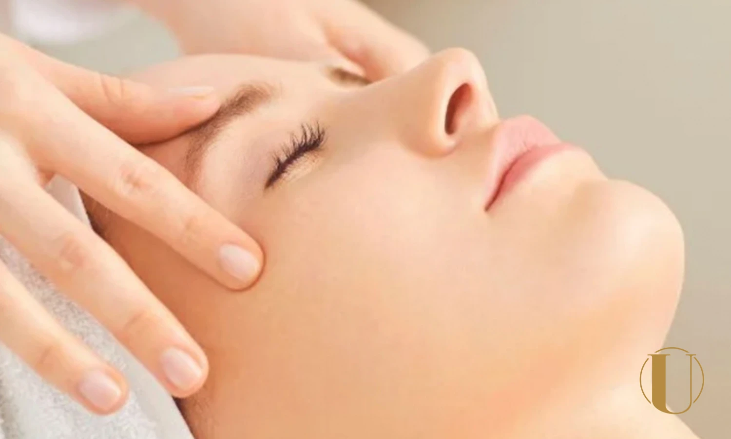 U Skin Booster facial in Singapore for hydration, pores and skin texture improvement
