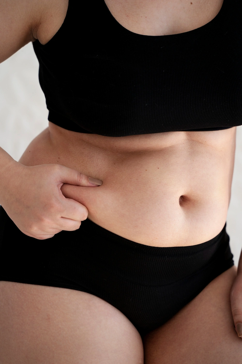 Fat bulges treatment Singapore thumbnail